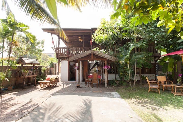 บ้านศรีธา ล้านนาและโยคะ (Baan Sri Dha Lanna & Yoga)